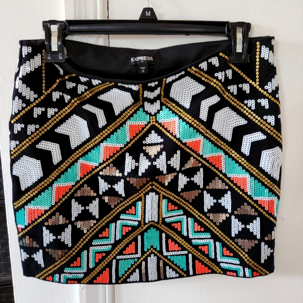 Adorable sequin skirt by Express